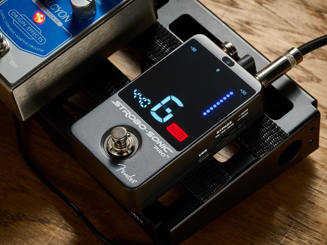 Fender Strobo-Sonic Pro Tuner Pedal review | MusicRadar