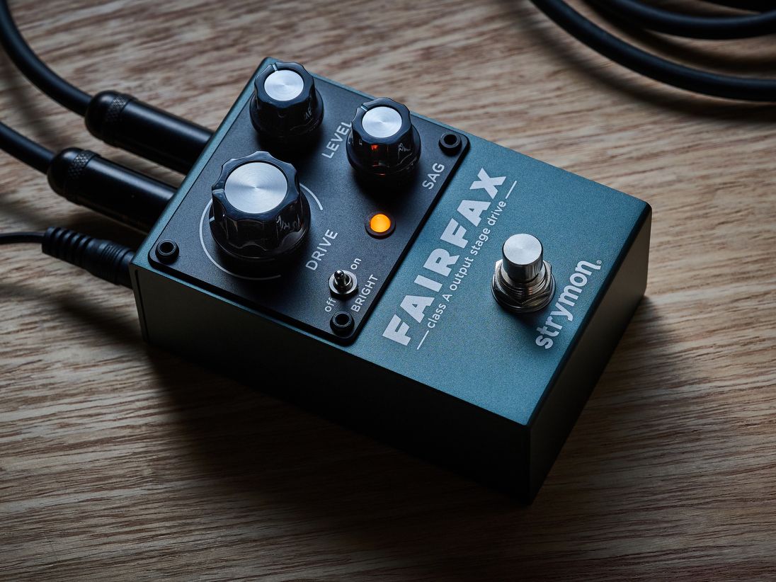 Like a good valve amp, it responds to your pick attack and guitar