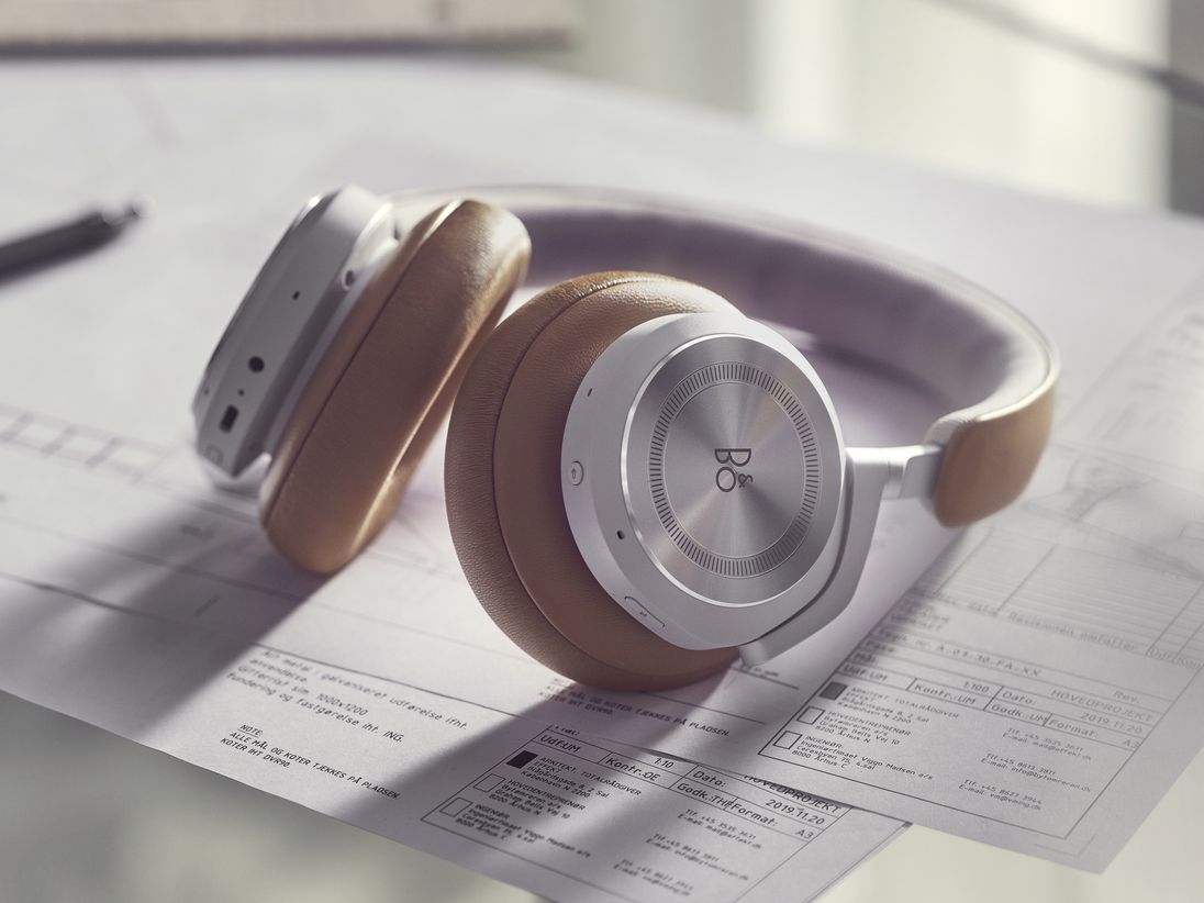 【ほぼ新品】Bang & Olufsen Beoplay E4 ※視聴のみ Beoplay E4 - Wired earphones | B&O