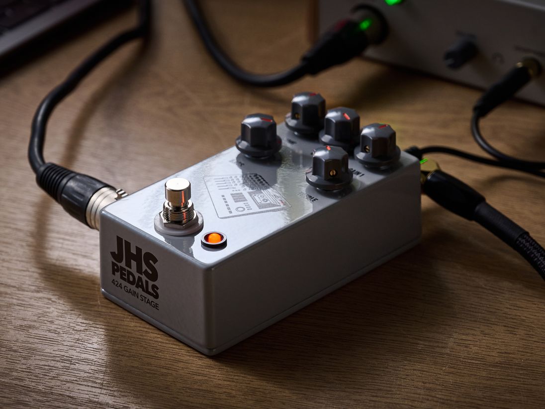 JHS Pedals 424 Gain Stage review – more than Mk.gee | Guitar World