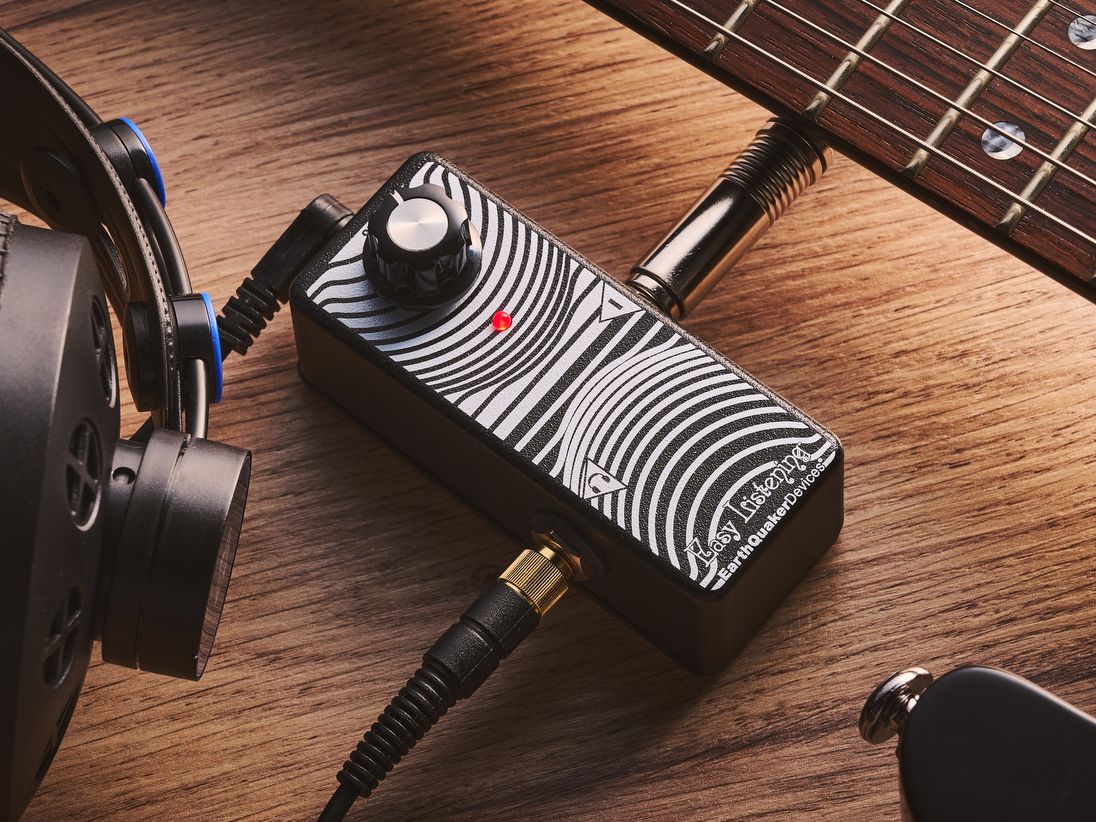 Home Listening リスニング教材　EQWEL リスニング | 株式会社いいずな書店