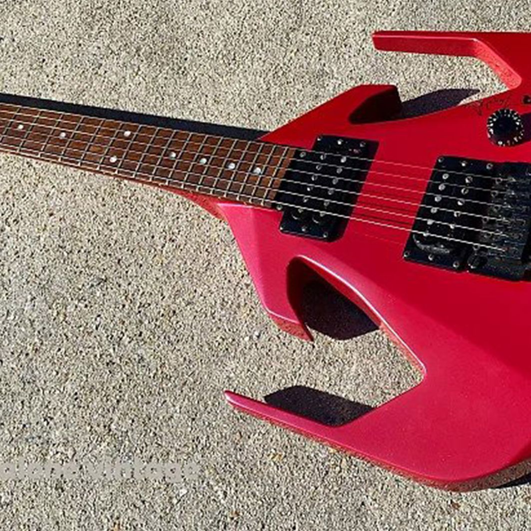 An Ultra-Rare, Floyd Rose-Designed 1986 Kramer Triax Has Gone Up