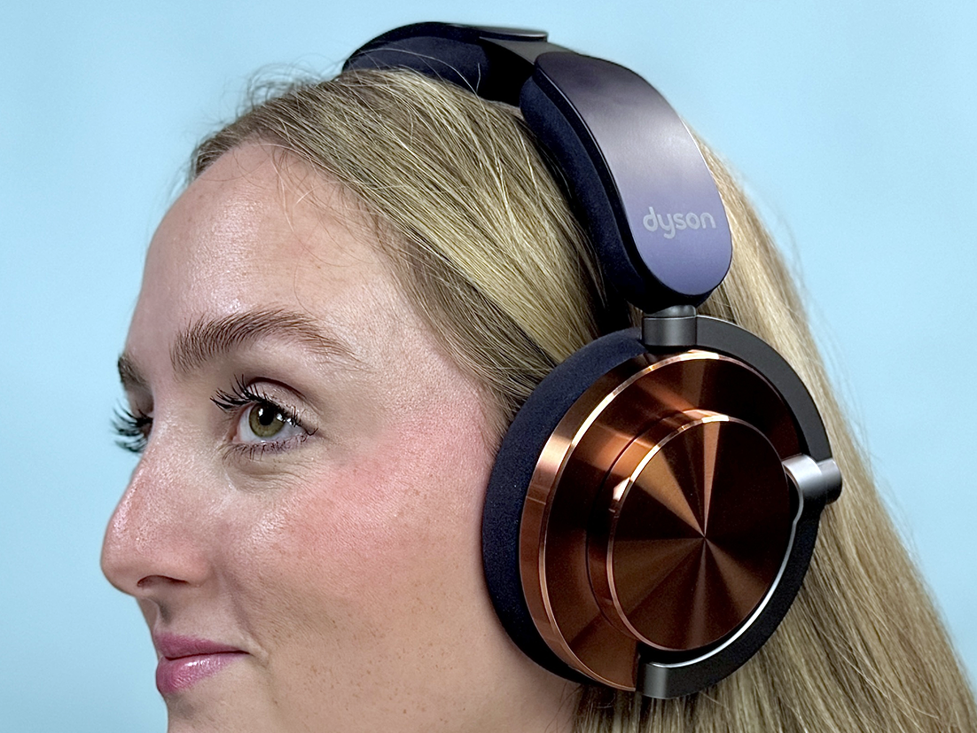 Dyson OnTrac ワイヤレスイヤホン 美品 Amazon.com: Dyson OnTrac™ Headphones, CNC Copper : Home & Kitchen