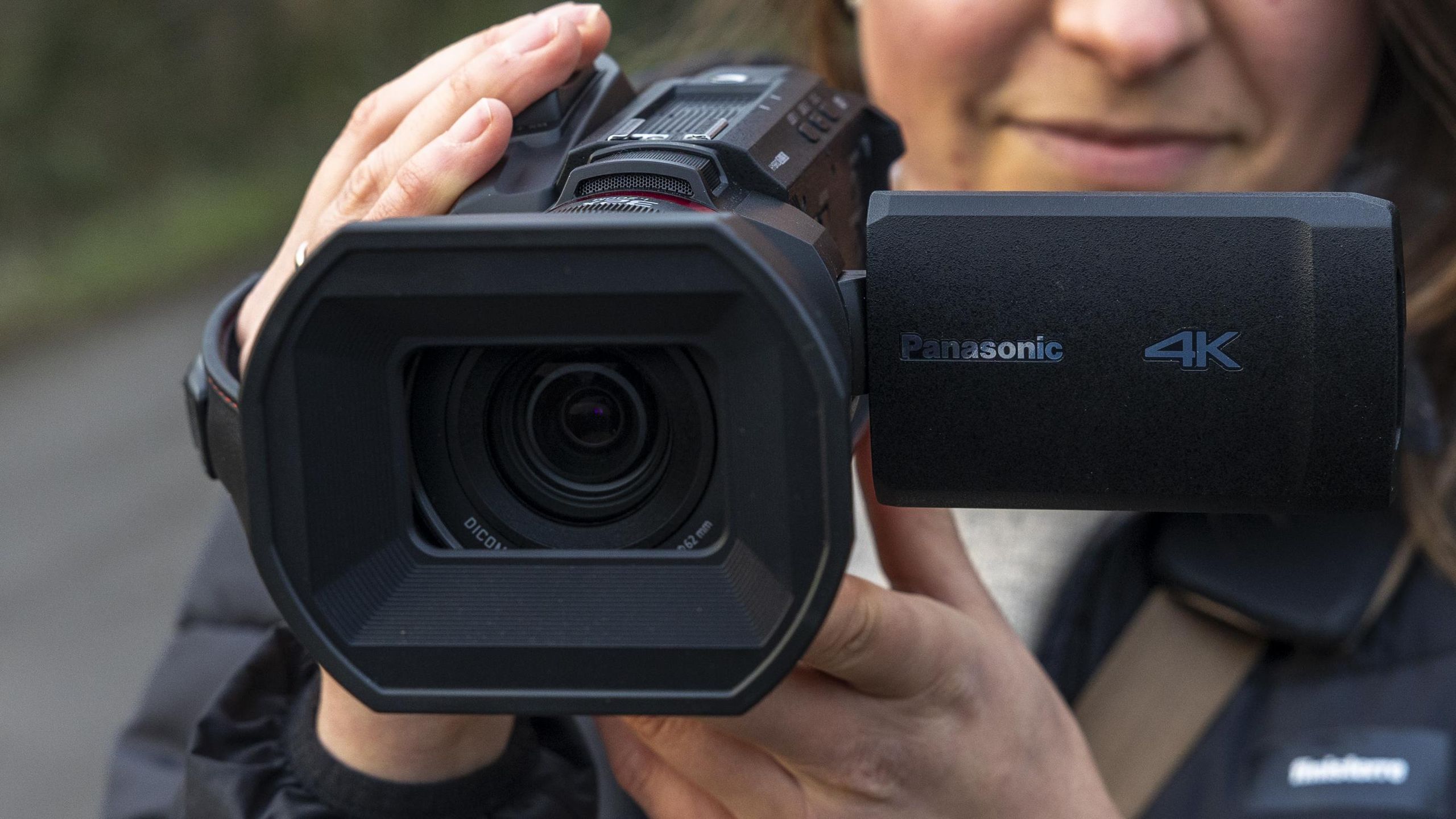 Panasonic HC-X1500 review: an epic zoom, but don't buy it for low