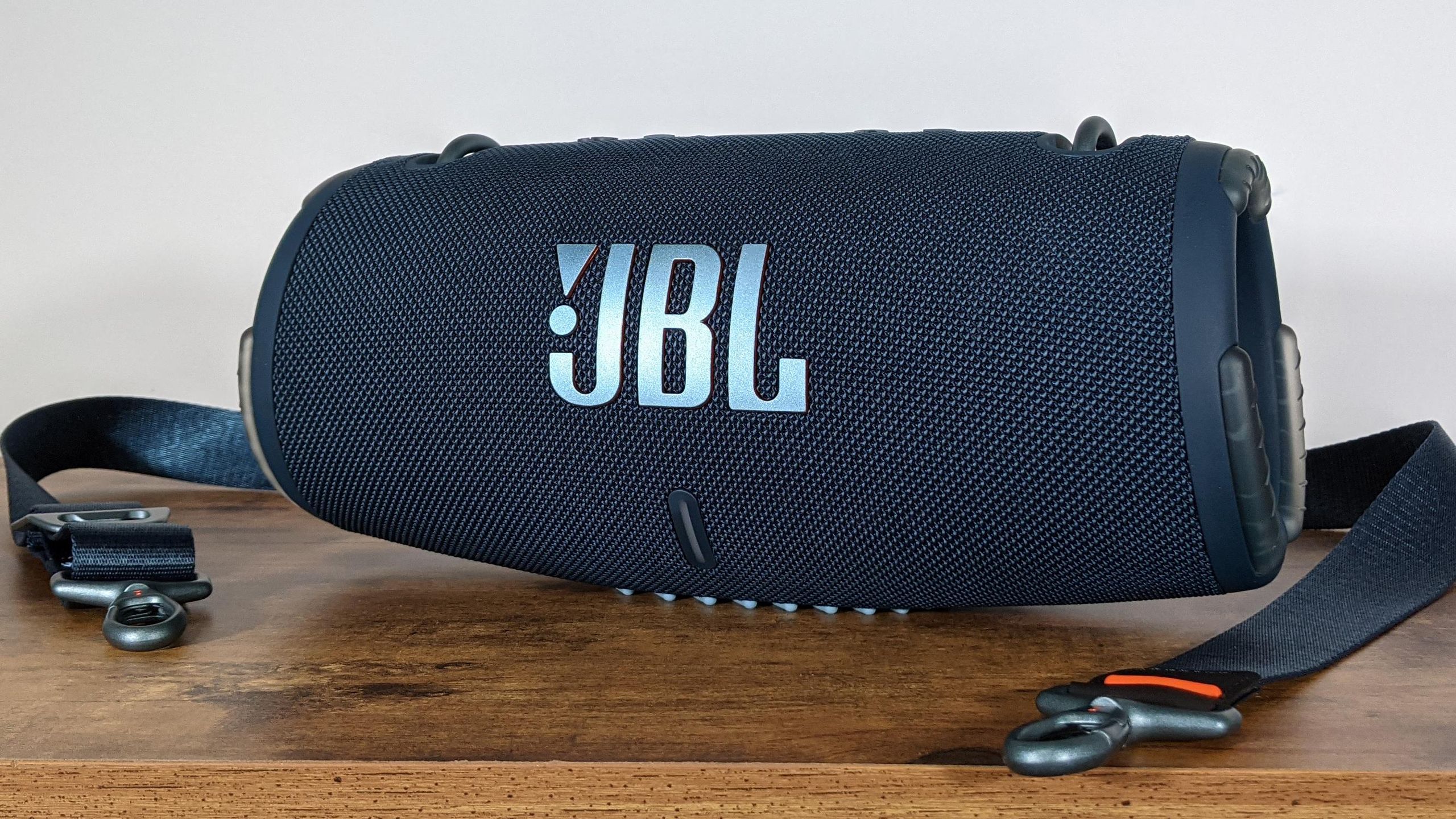 【JBL 】　XTREME 3 ブルー　ほぼ利用なし！ JBL Xtreme 3 Portable Bluetooth Speaker IP67 Waterproof 15