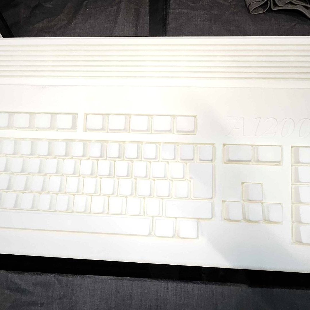 その他 Commodore Amiga A 1200 Classic : Amiga A1200 – AmigaNG
