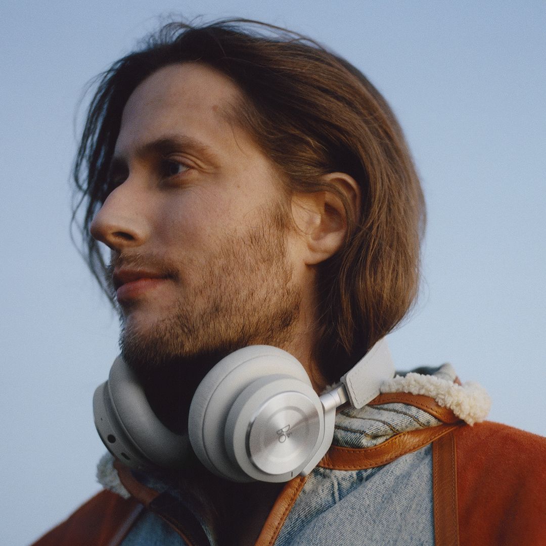 Bang & Olufsen launches limited edition noise-cancelling H9i