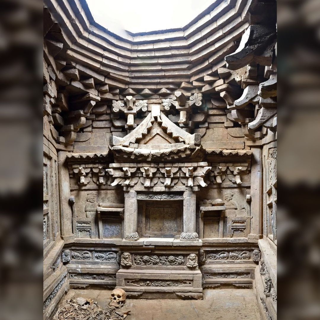 1,000-year-old brick tomb discovered in China is decorated with