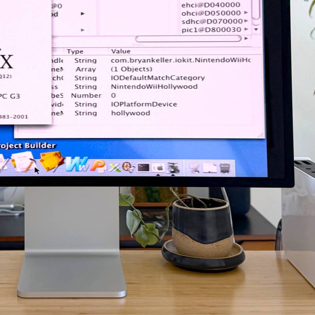Turns out the Nintendo Wii can run Mac OS X, and I've now got