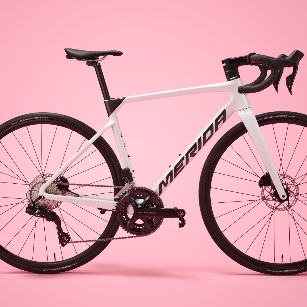 Merida Scultura 6000 Di2 offers impressive spec and performance at