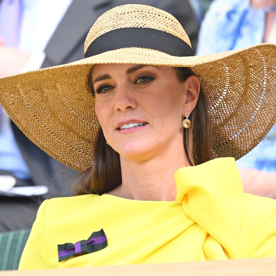 Kate Middleton's yellow dress recycled and fans are obsessed | GoodtoKnow