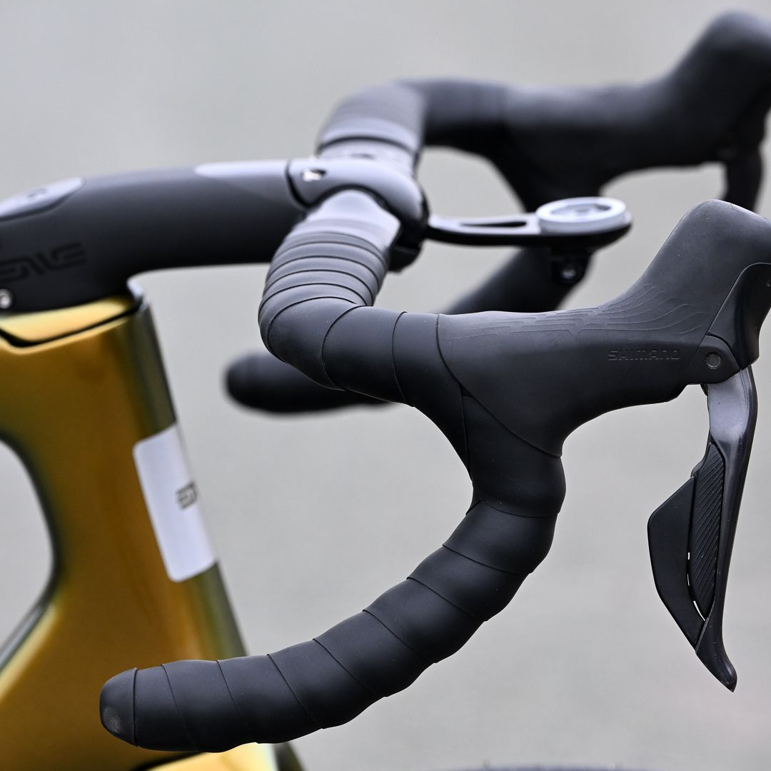 ENVE SES AR Road In-Route Handlebar review | Cycling Weekly