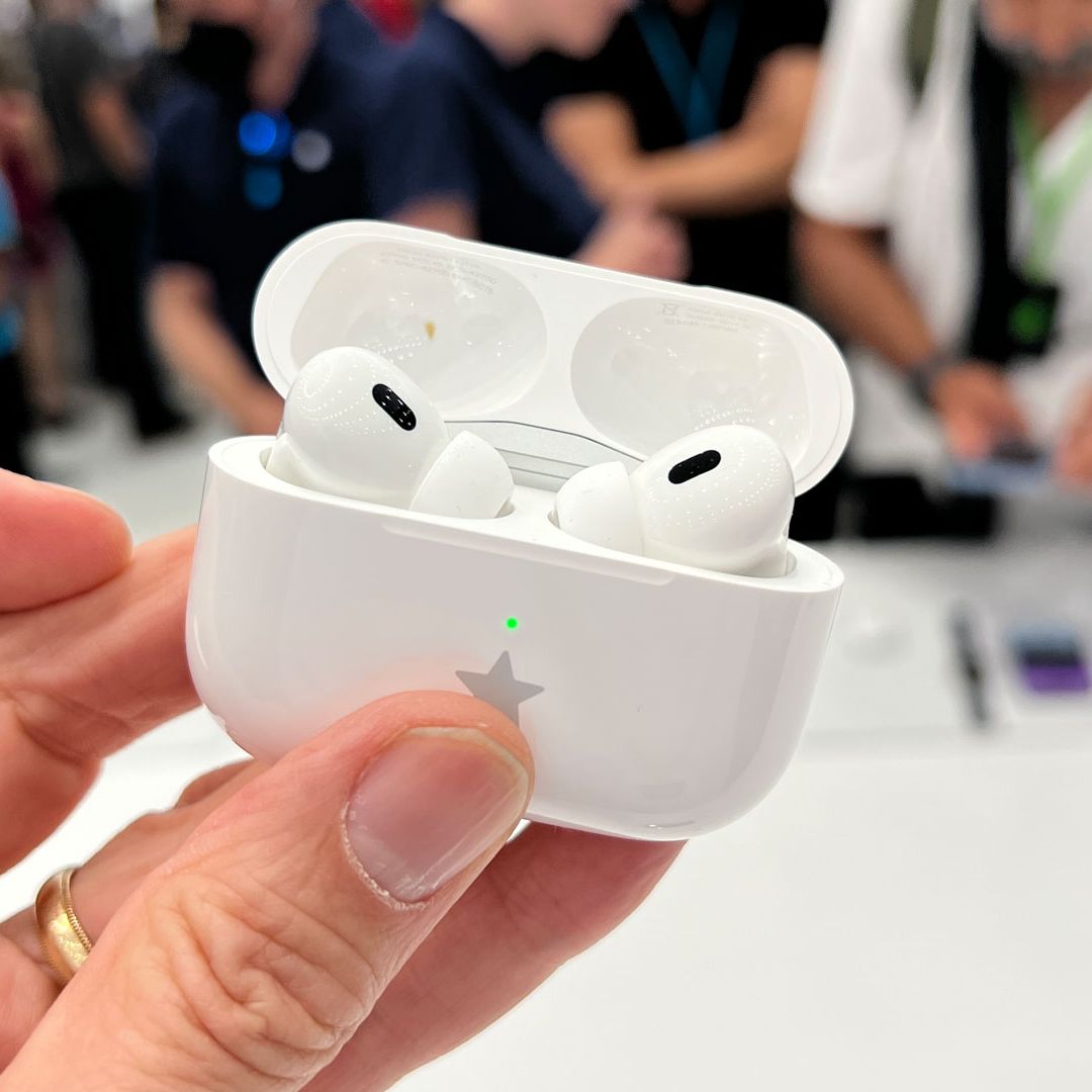 さかいゆう♡ AirPods pro 楽天市場】お子さまのプレゼントに最適！ Qi認証 ワイヤレス充電