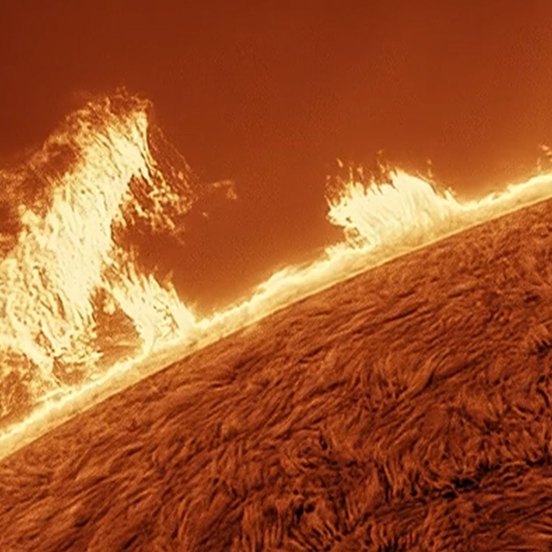Astrophotographer captures colossal 'Godzilla' plasma cloud