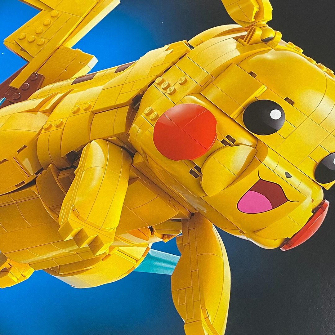 Lego Pikachu and Poke Ball (72152) review: 