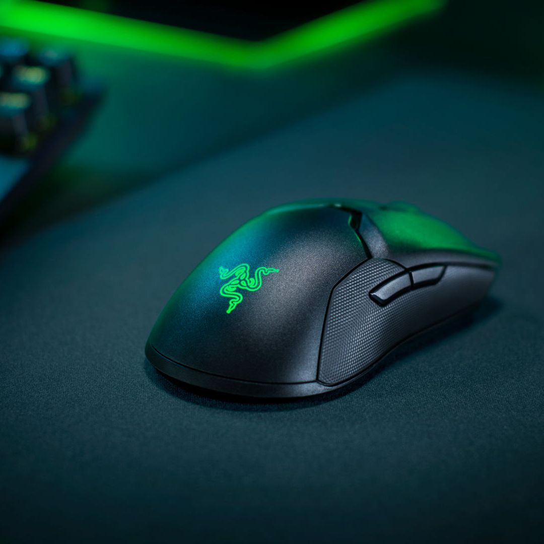 Amazon.com: Razer Viper Ultimate with Charging Dock