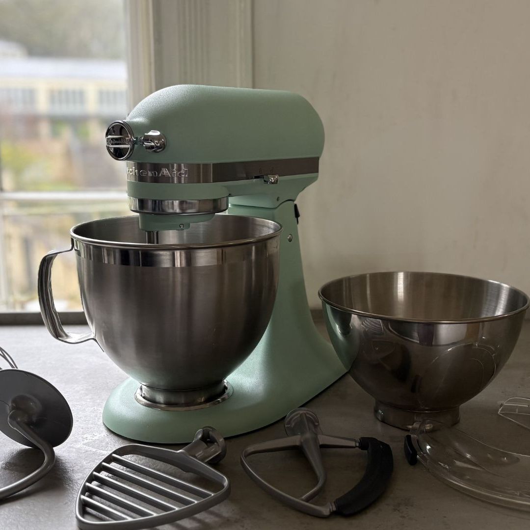 KitchenAid Spearmint Artisan Stand Mixer review: a true treat