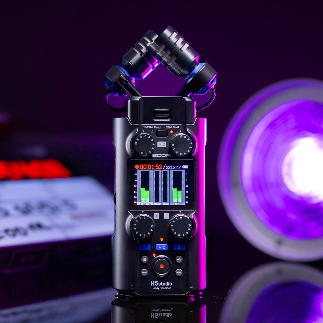 Zoom H5Studio - a full-feature update to the classic portable