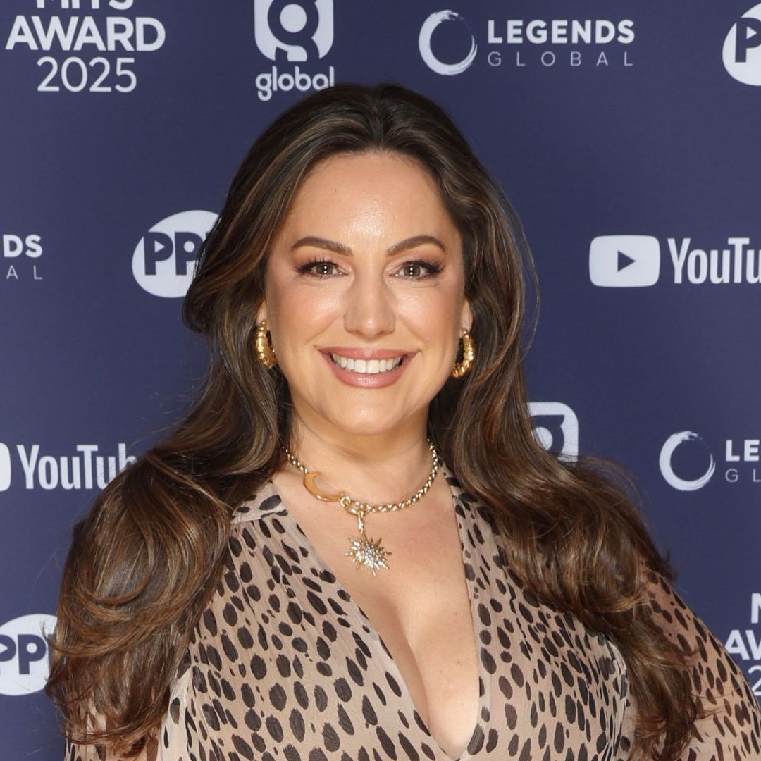 kelly brook brown dress Kelly Brook's figure-flattering maxi dress is so versatile