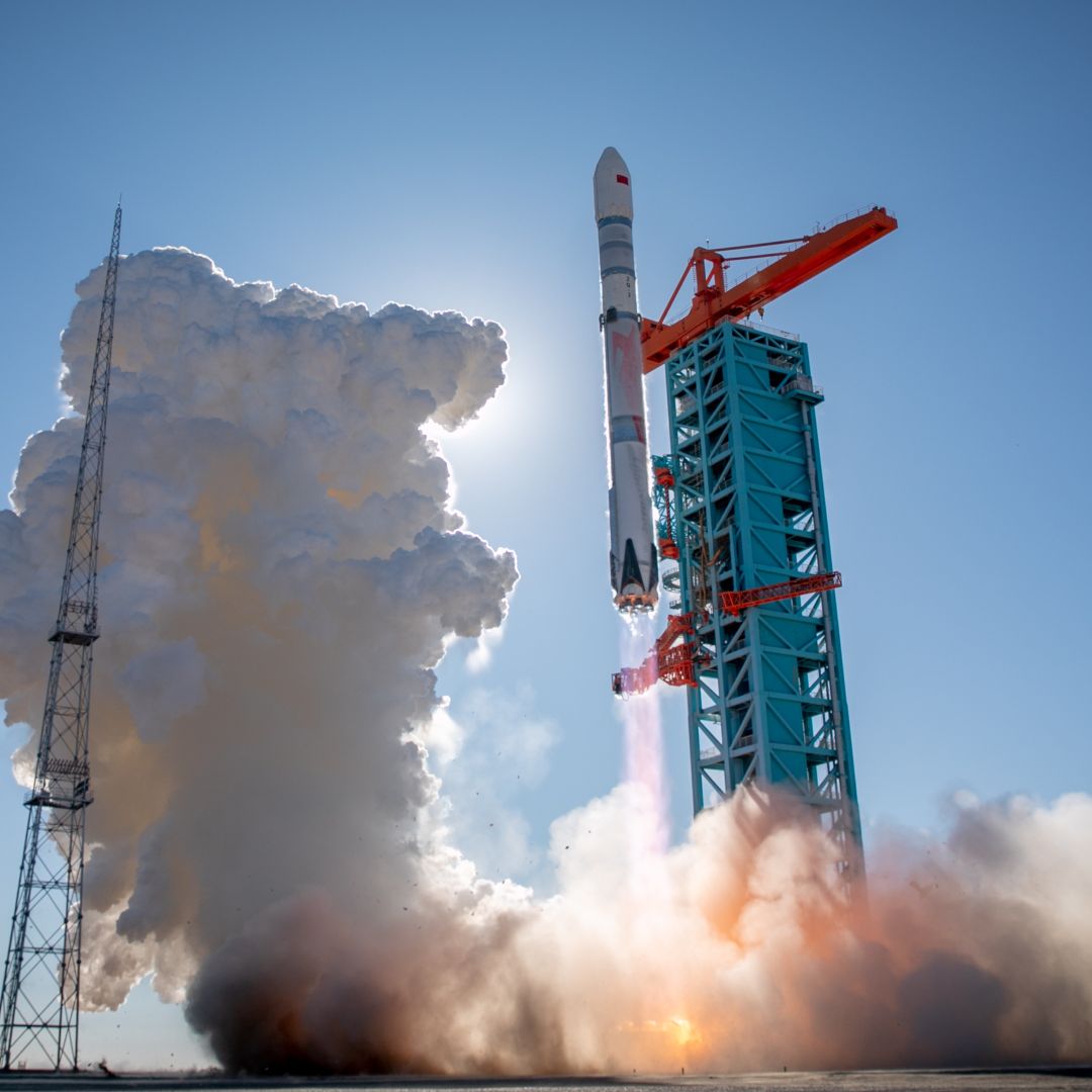 Record launches, reusable rockets and a rescue: China made big