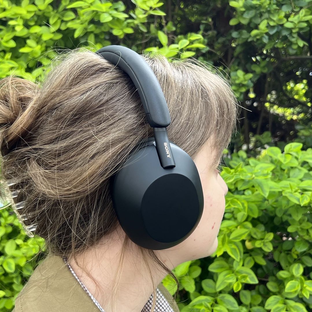 【ジャンク】　Sony WH-1000xm5 Amazon.com: Sony WH-1000XM5 Premium Noise Canceling Wireless
