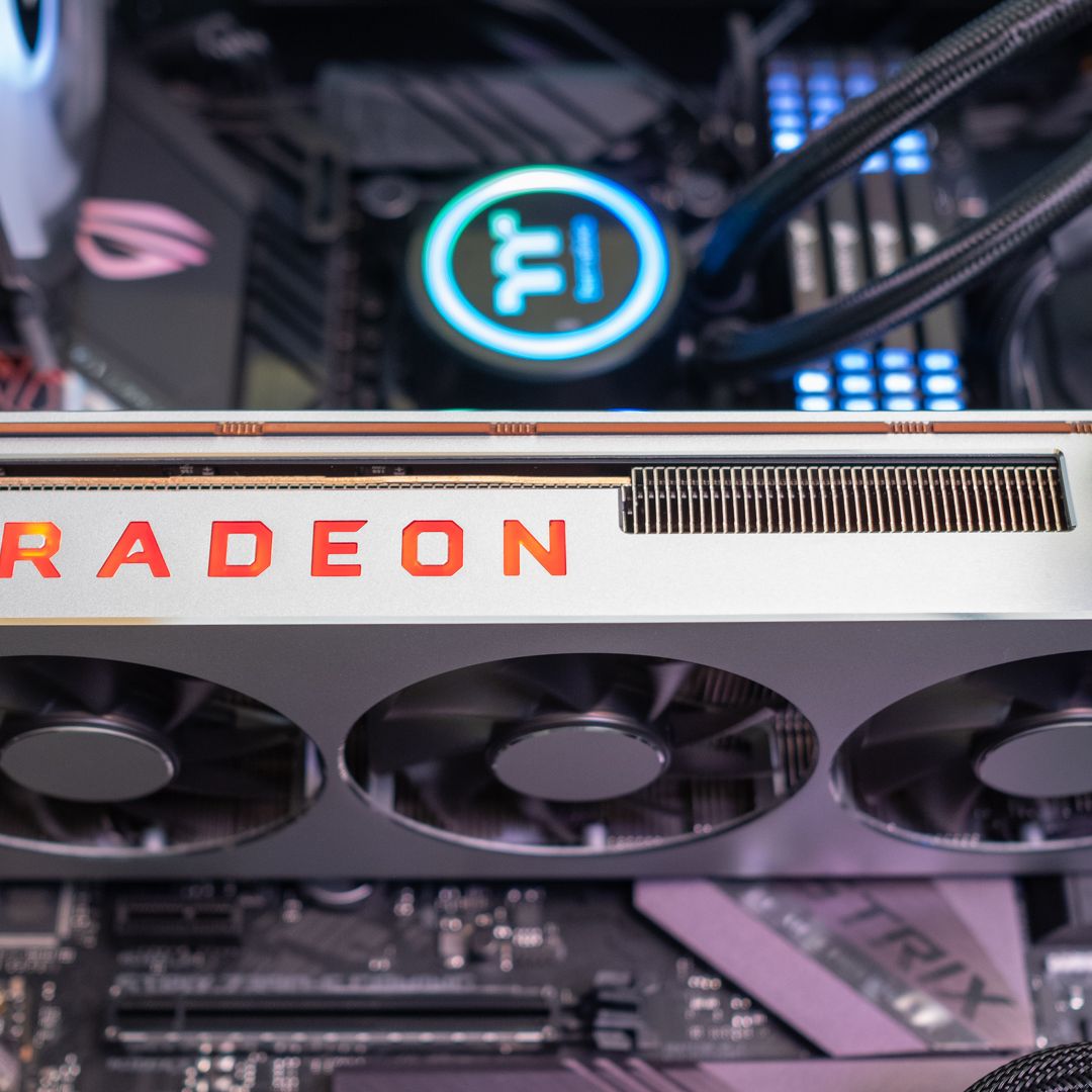 AMD RADEON Vii 16GB ジャンク品 Amazon.com: XFX AMD Radeon VII 16GB HBM2, 1750 MHz Boost, 1801 MHz