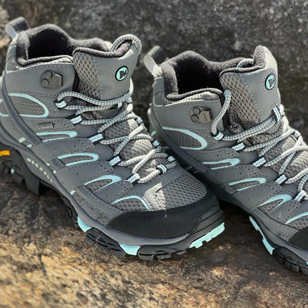 靴 MERRELL women's moab2 Amazon.com | Merrell Women's Moab 2 Waterproof Hiking Shoe
