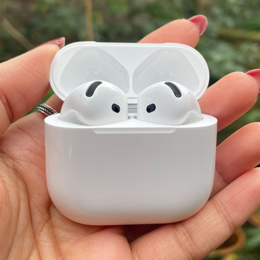 Apple AirPods 4(ホワイト) あずきんとき　売り切れ AirPods 4を購入 - Apple（日本）