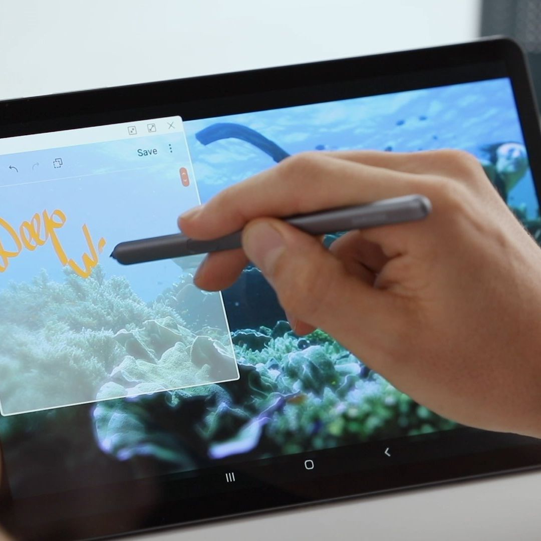 Does the Galaxy Tab S6 come with a stylus in the box? | Android
