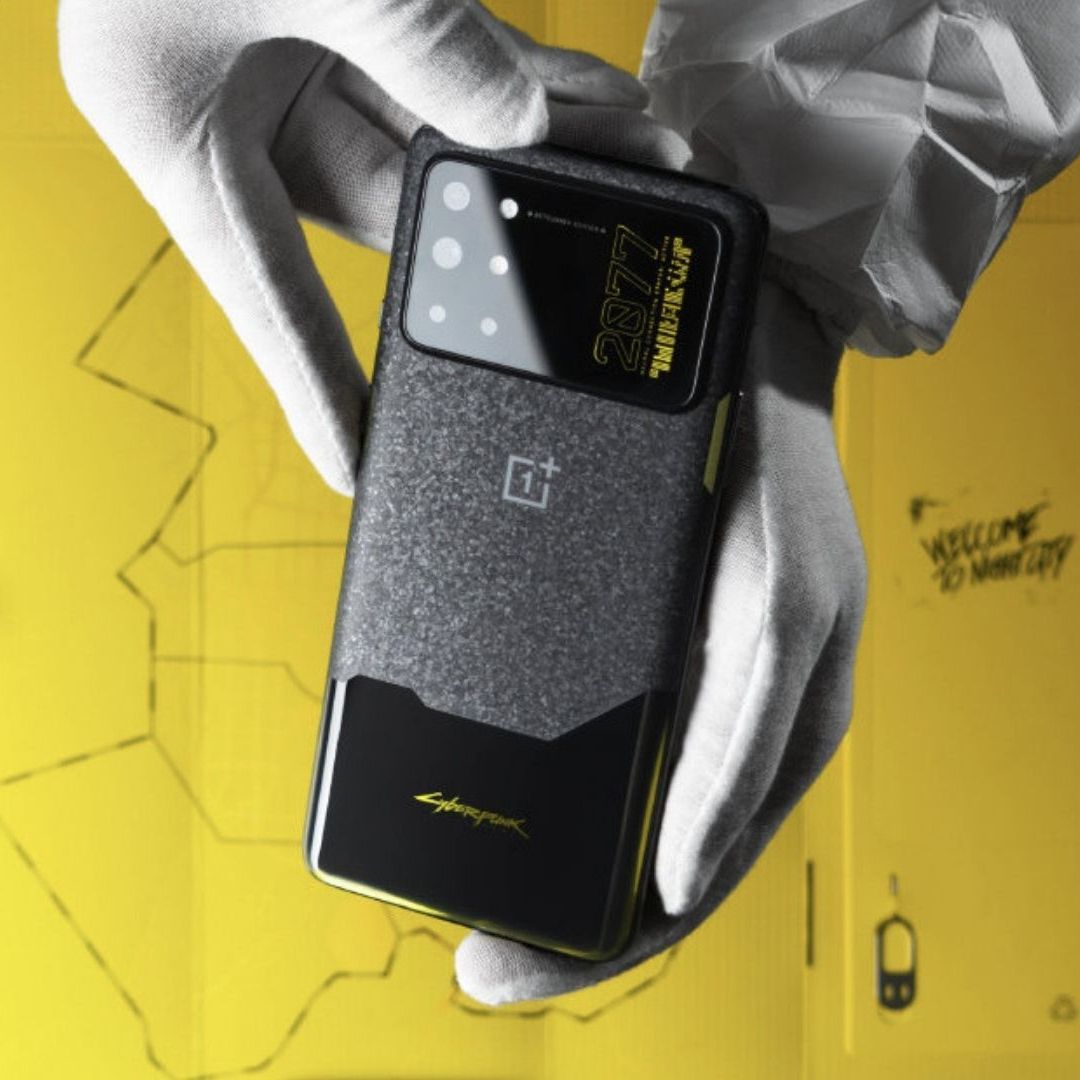 【限定品】 OnePlus 8T Cyberpunk2077 Edition新品 OnePlus 8T Cyberpunk 2077 edition hands-on: This phone is awesome