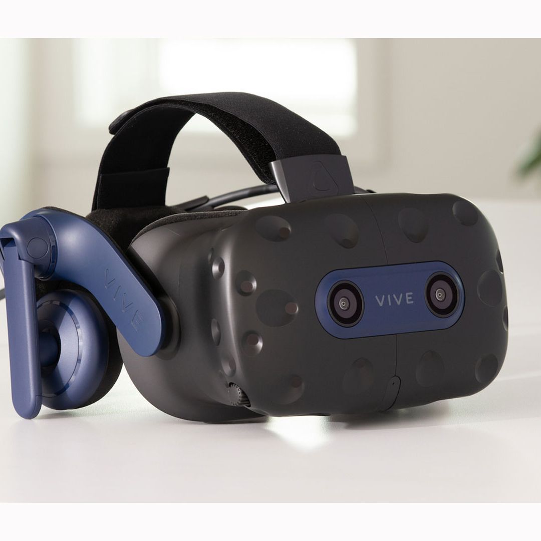 HTC Vive Pro 2 review | Space