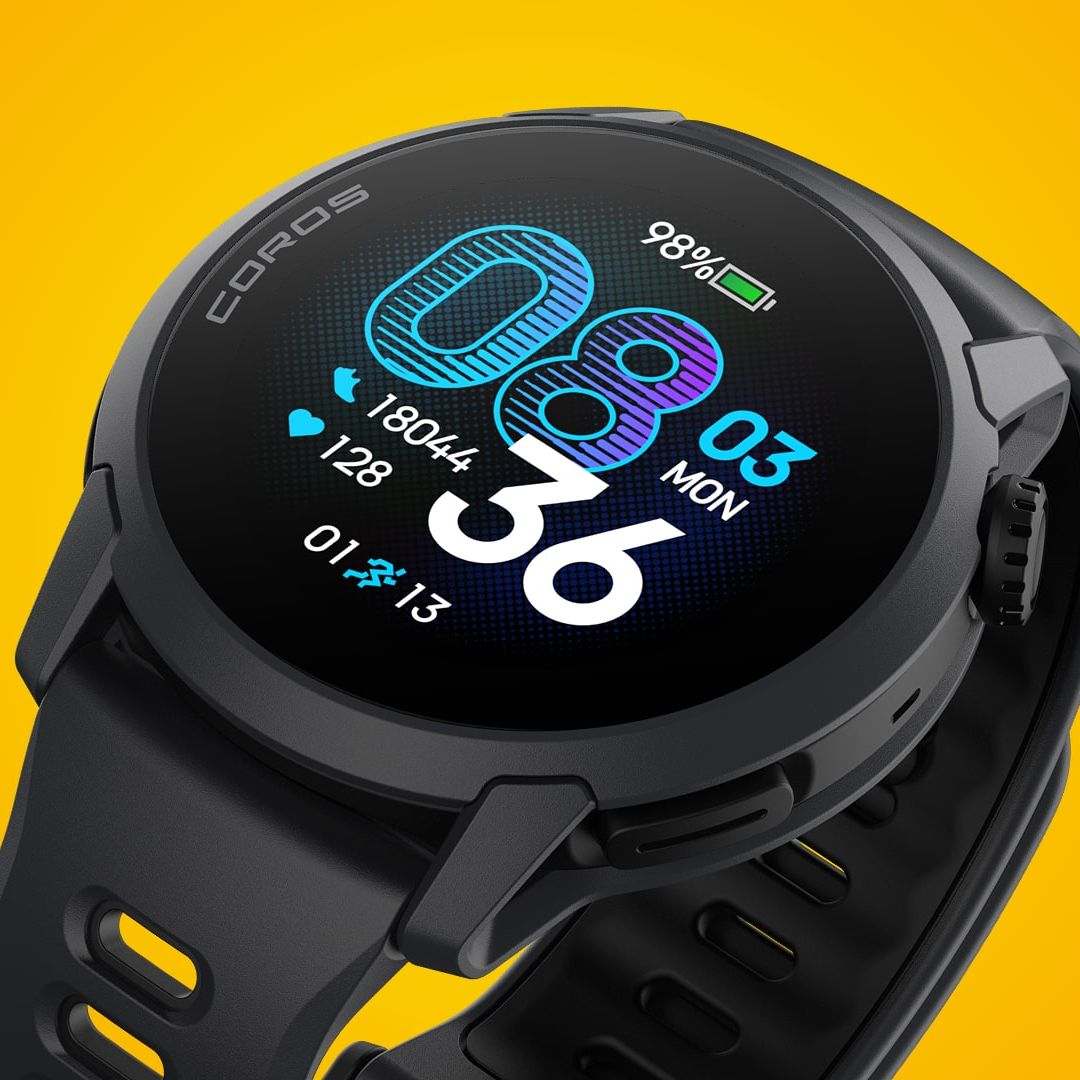 「美品」COROS PACE 4 The Coros Pace 4 brings a substantial display update to the