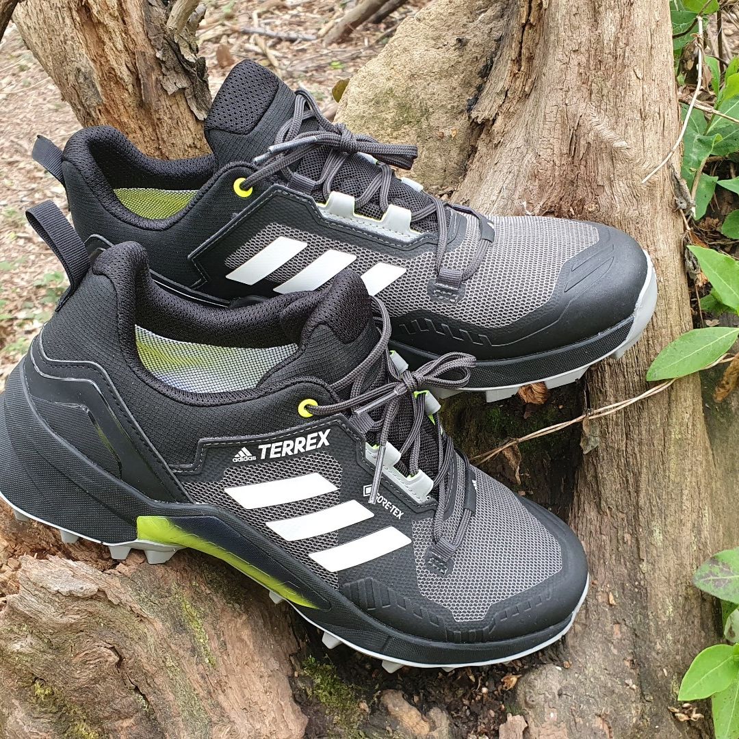 靴 Y-3 TERREX SWIFT R3 LOW GTX Y-3 SWIFT R3 LOW GTX Y-3│Y-3 ワイスリー