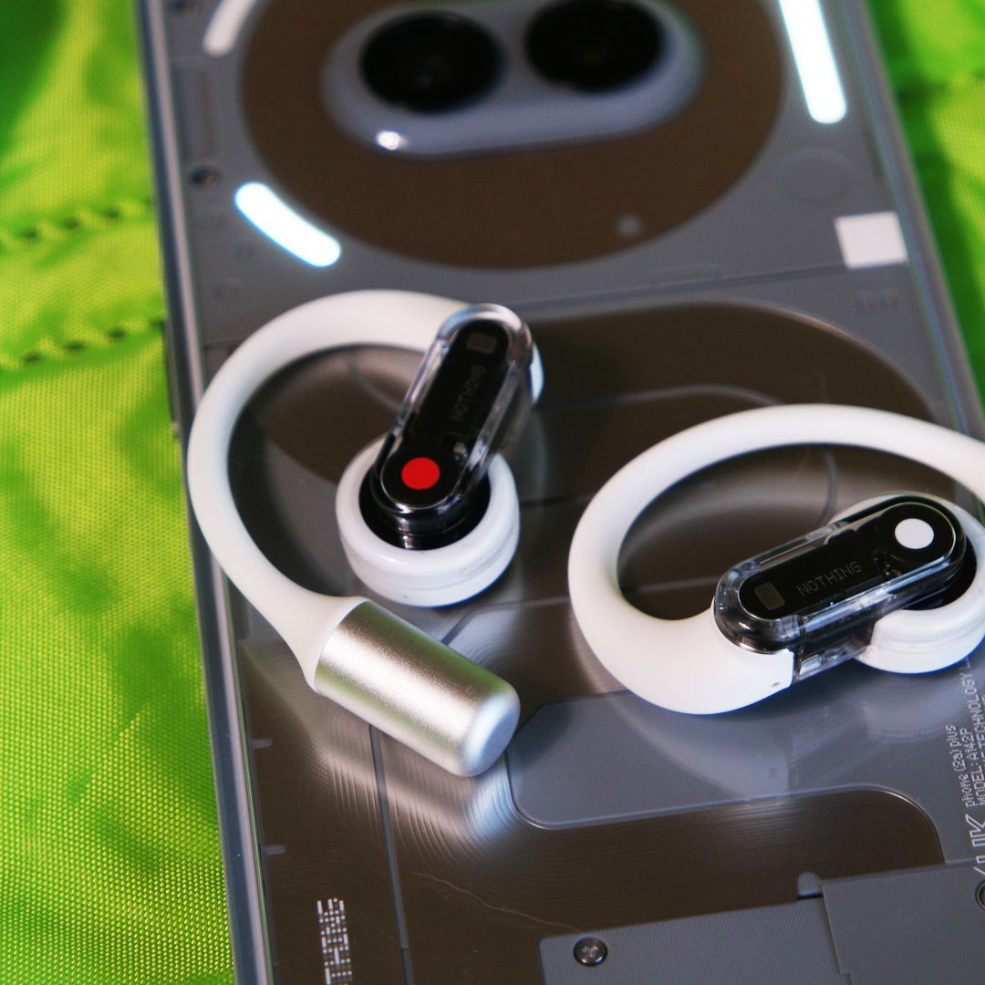 Nothing is refreshing the Ear (open) with a color that stands out