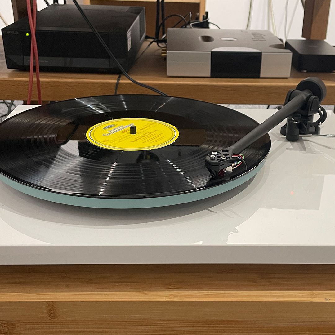 Revisiting the Rega Planar 2 - The Sound Organisation