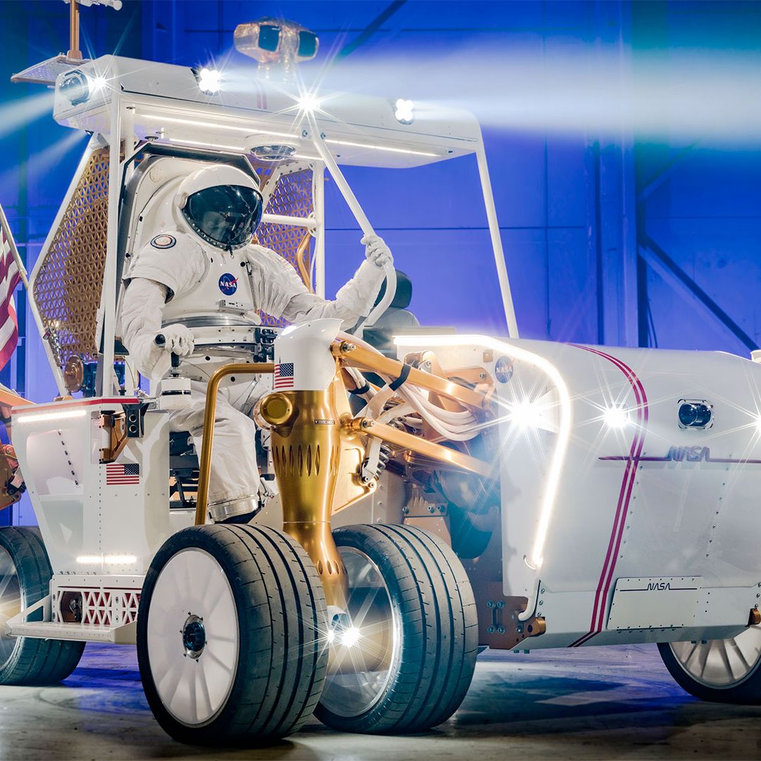 MOONページ Portrait of a moon buggy photo of the day for May 19, 2025 | Space
