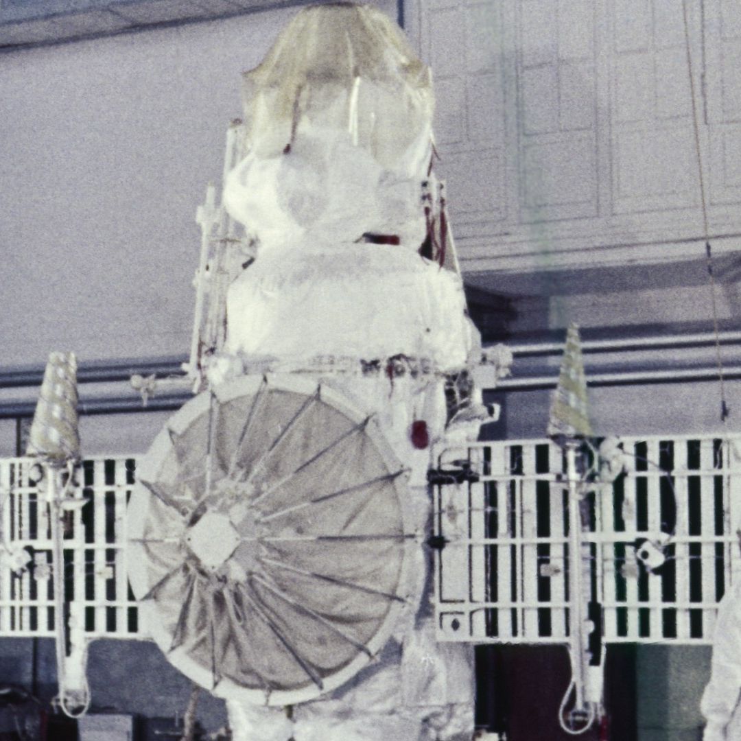 A failed Soviet Venus lander will fall back to Earth after being