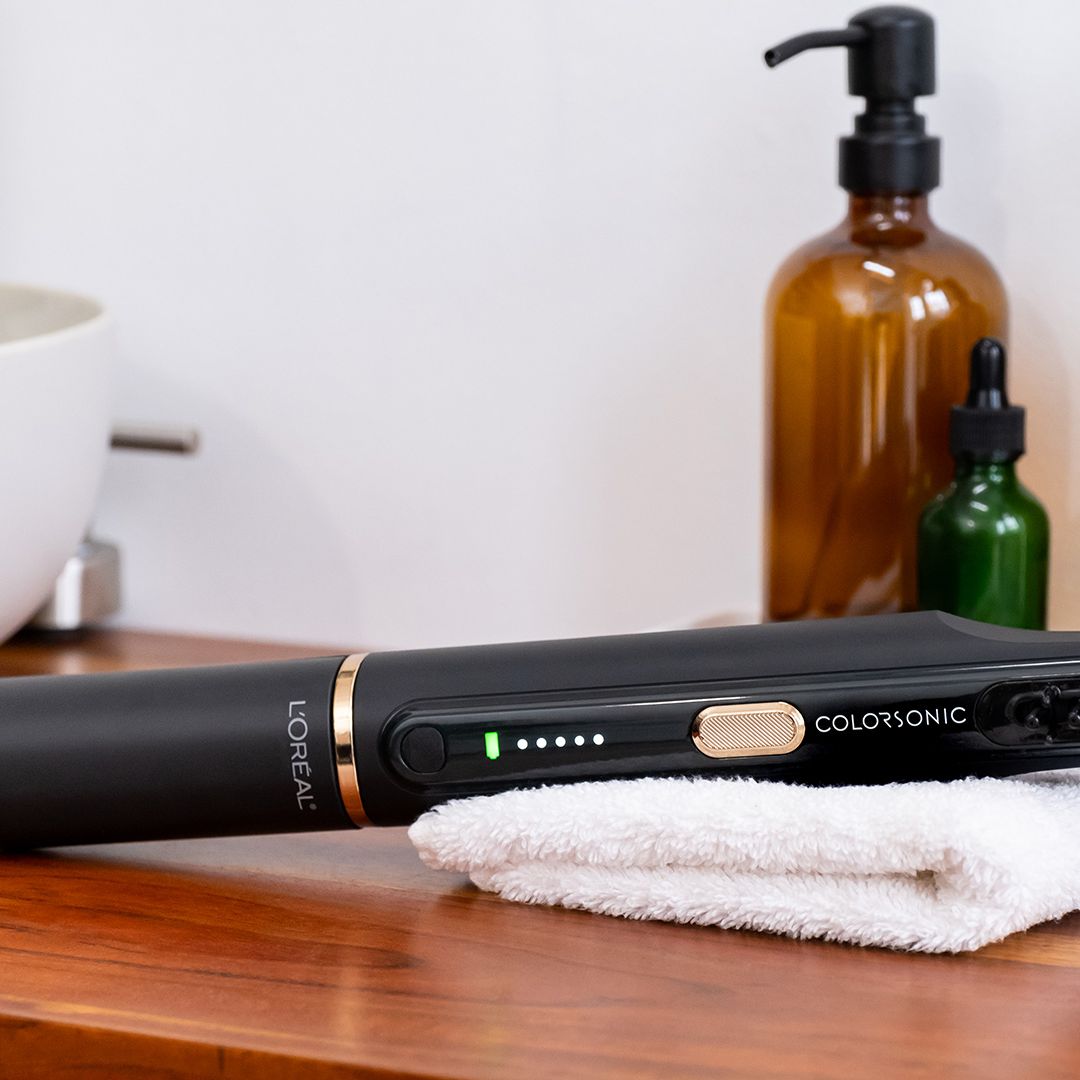 My favorite gadget of CES 2022 is L'Oreal's hair coloring device  and I  need it now | Tom's Guide