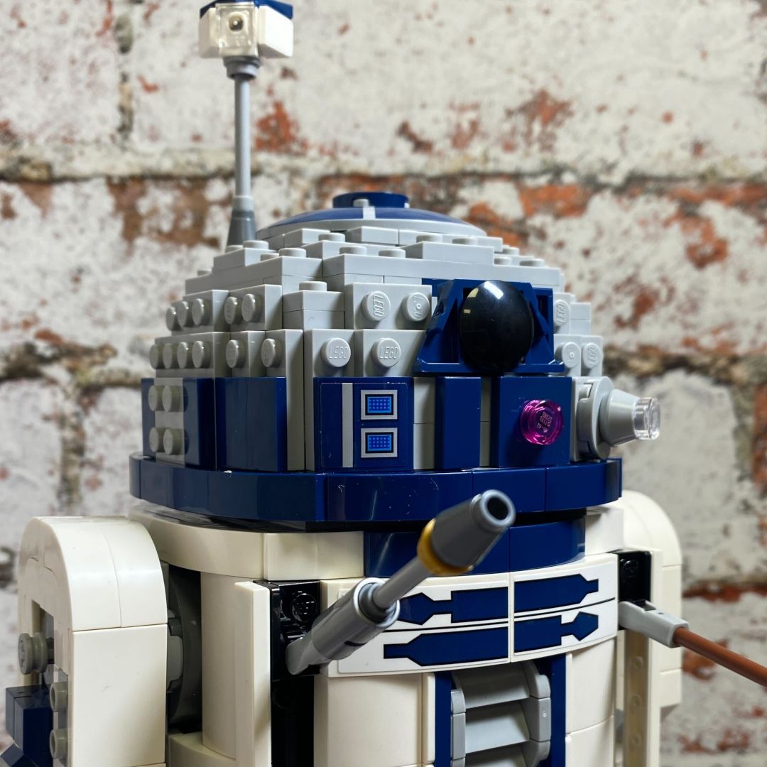 LEGO Star Wars 75379 R2-D2 Model Set | Smyths Toys UK - View #11