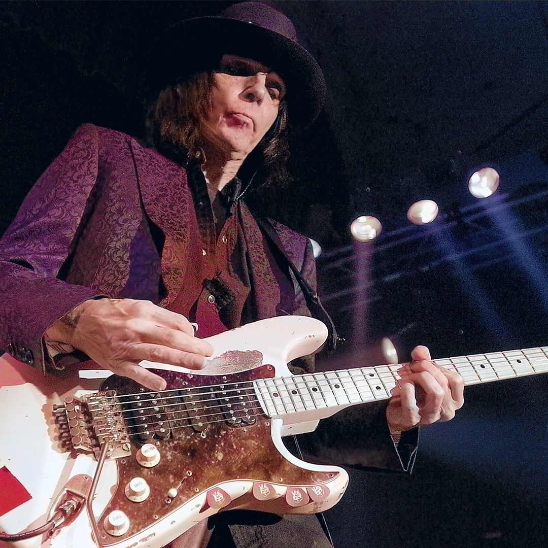 Mick Mars on the making of Motley Crue's Dr. Feelgood | GuitarPlayer