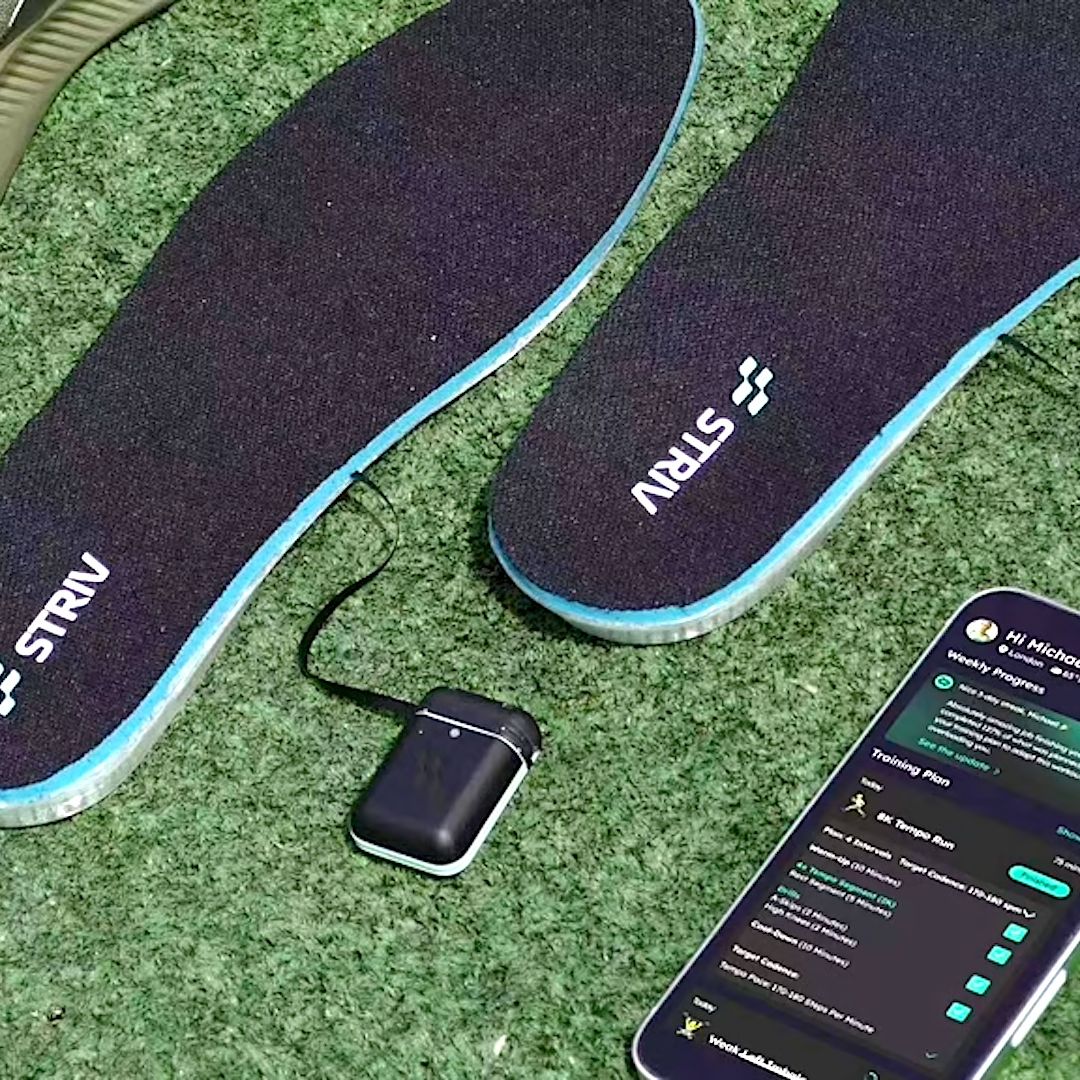 These AI-equipped insoles will give you real-time coaching while