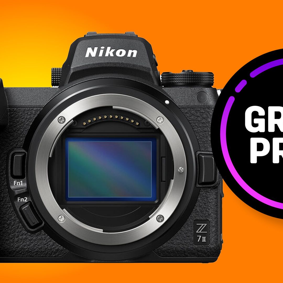おか　美品　Nikon Z7　Nikon XQD120GB 付属 Nikon's Z7 II is now $600 off at B&H and the free XQD card makes