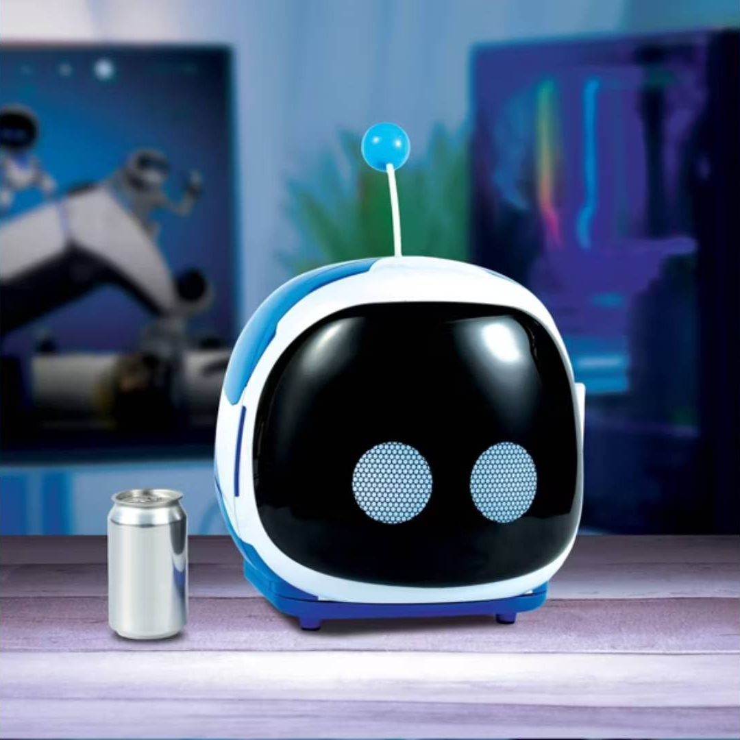 ASTRO ミニロボン An Astro Bot Mini Fridge exists, and you too can let Astro's