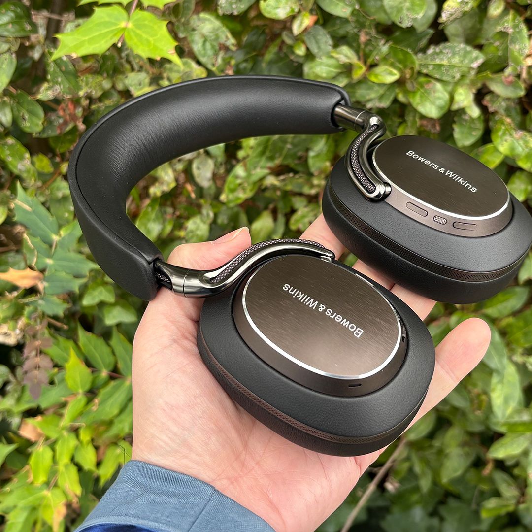 新品】Bowers&Wilkins Px8 S2 オニキス・ブラック B&W、ゼロから再設計