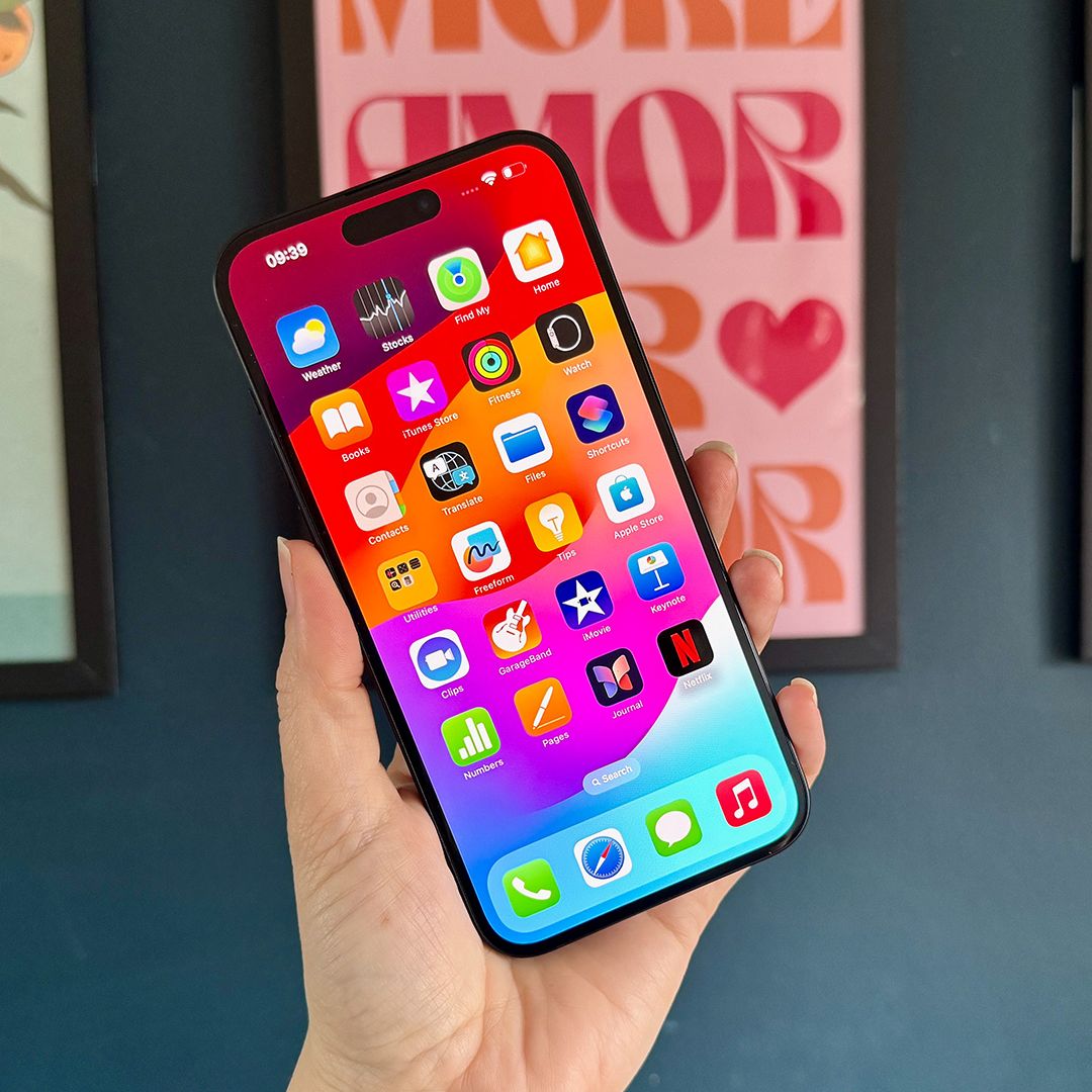 Apple iPhone 15 Plus review: a big-screened phone with a lot to