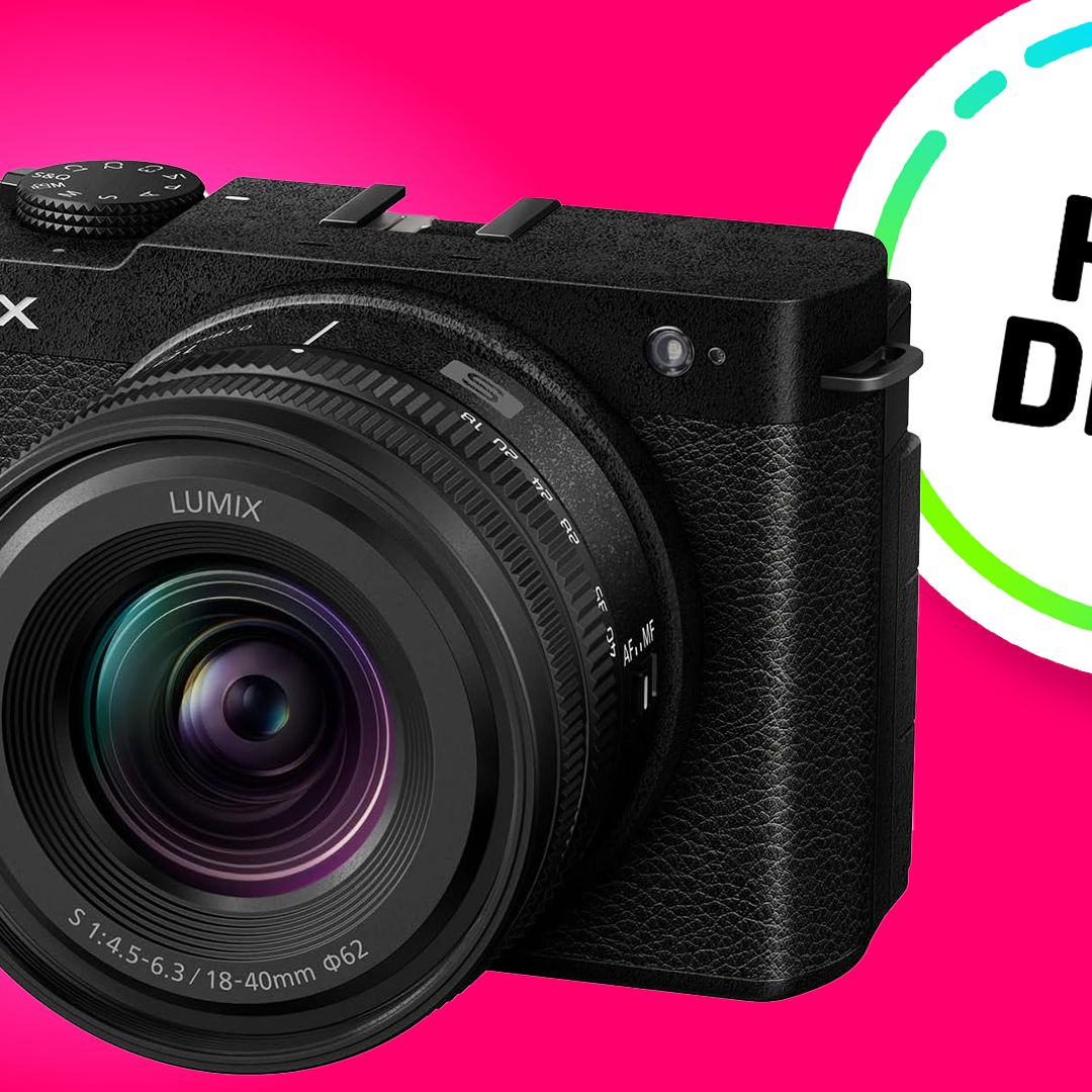 This Lumix S9 zoom bundle is a dream deal for photographers and