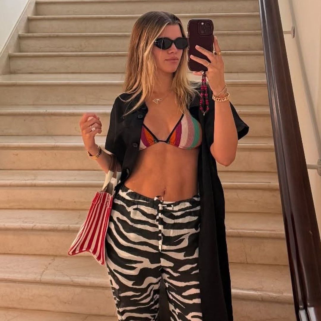Sofia Richie Swapped Black Trousers and Flip-Flops for These 2025