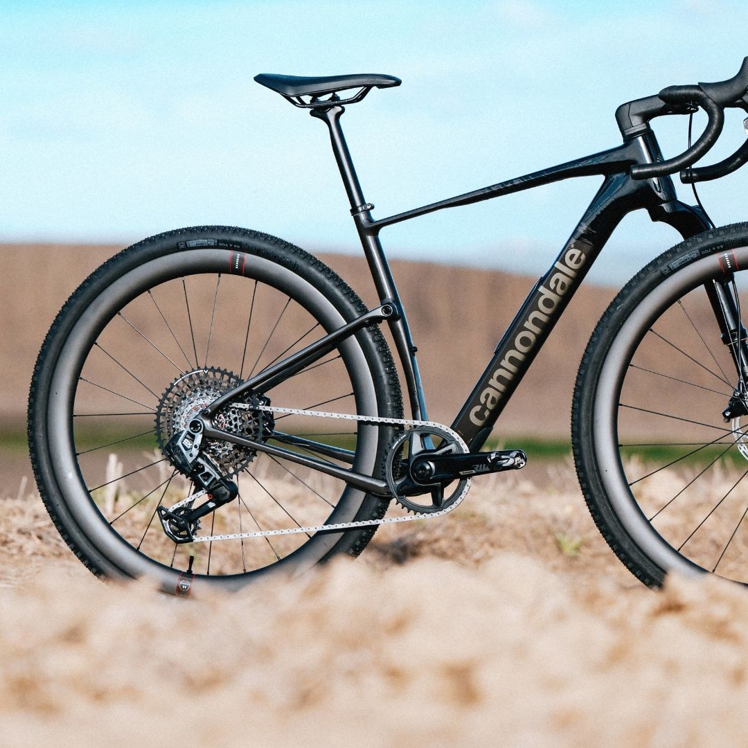 Cannondale's updated Topstone Carbon is slacker, with increased tyre  clearance and downtube storage | Cycling Weekly