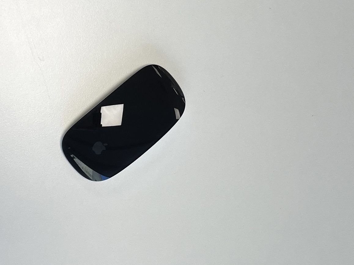 Apple Magic Mouse (2022): undeniably stylish, unforgivably