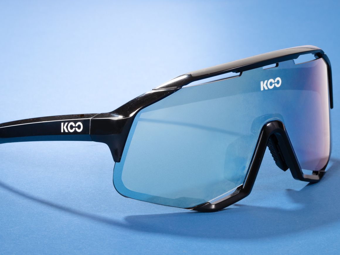 KASK KOO DEMOS ブラック KOO Demos in Black Rose – DSTNC